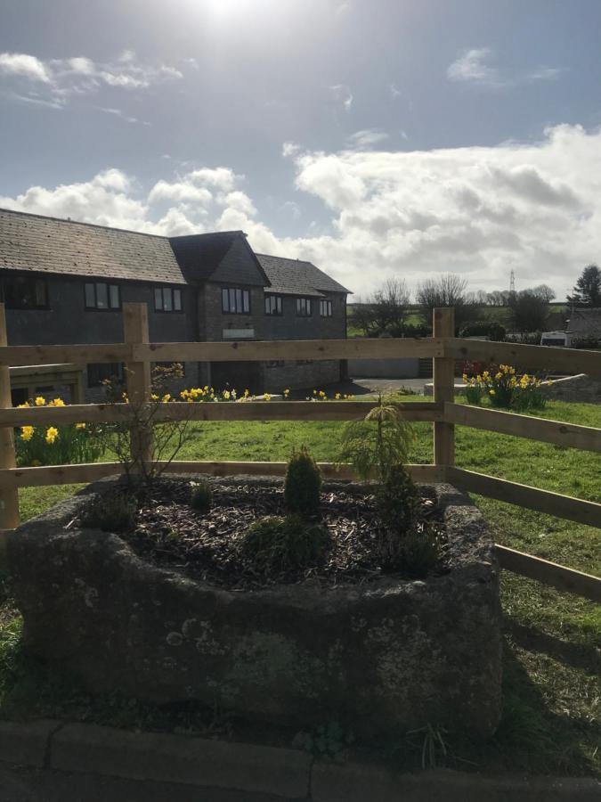 Smithaleigh Farm Rooms And Apartments Sparkwell Eksteriør bilde