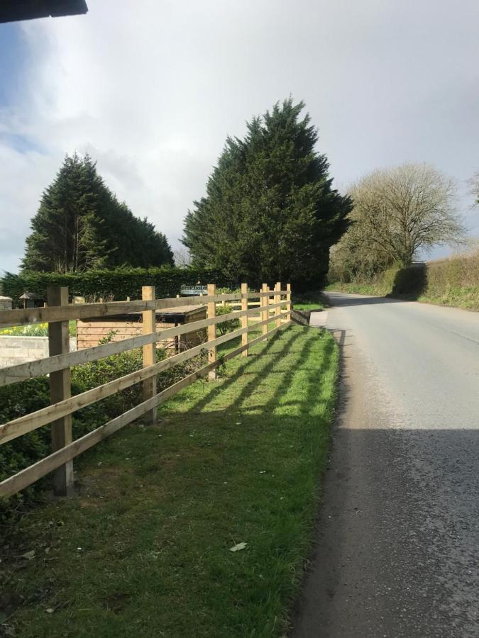 Smithaleigh Farm Rooms And Apartments Sparkwell Eksteriør bilde